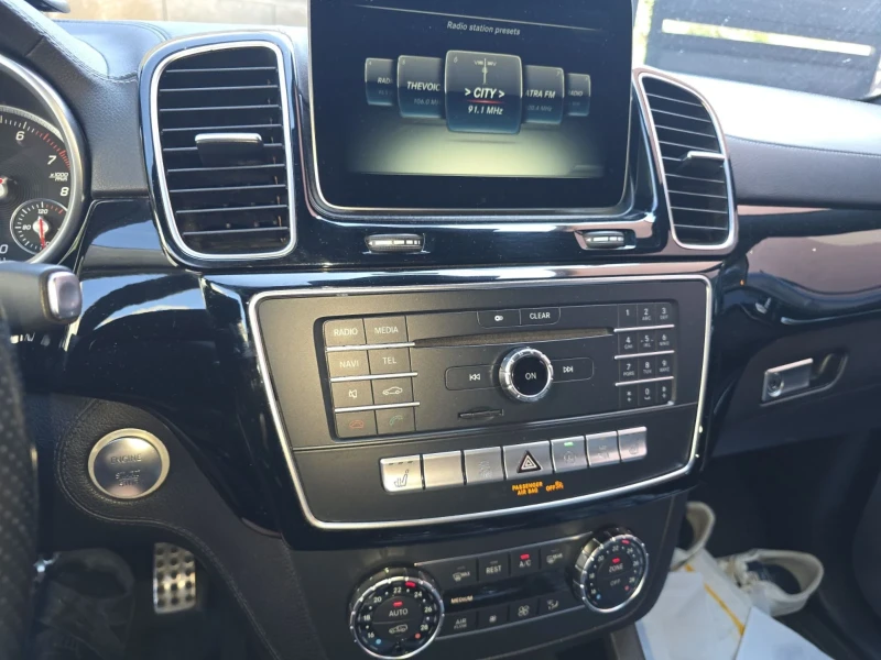 Mercedes-Benz GLS 500, снимка 3 - Автомобили и джипове - 51550843