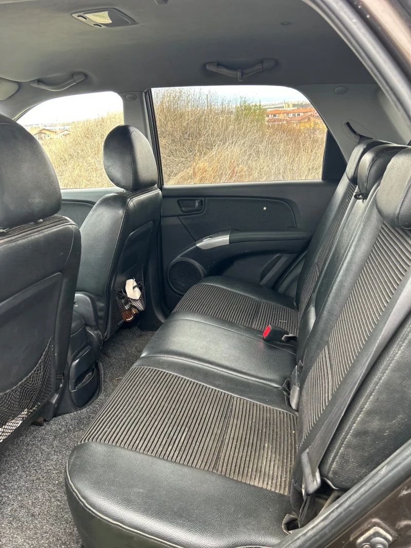 Kia Sportage, снимка 6 - Автомобили и джипове - 52331216
