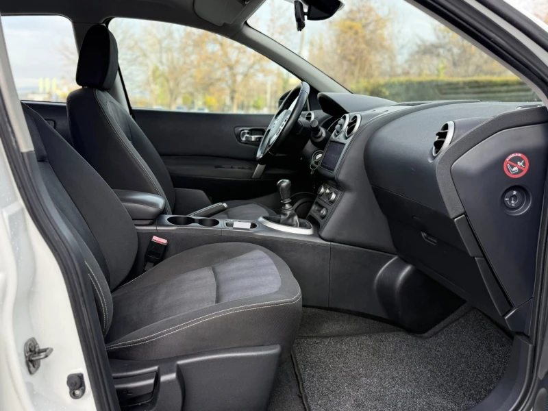 Nissan Qashqai ПЕРФЕКТНА ! , снимка 16 - Автомобили и джипове - 53187839