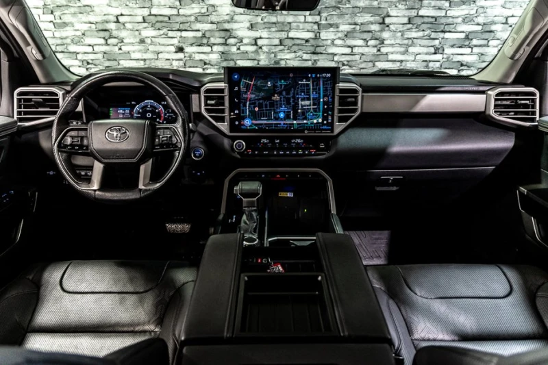 Toyota Tundra  Hybrid 4x4, снимка 10 - Автомобили и джипове - 53340686