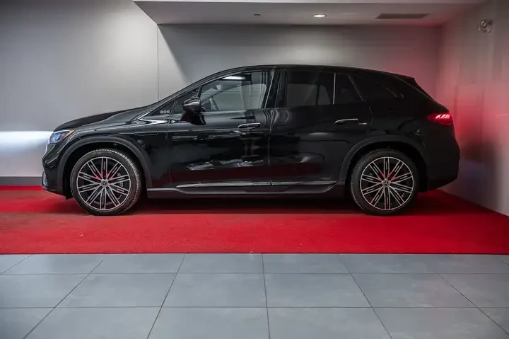 Mercedes-Benz EQE 4MATIC/SUV/PANO/DISTRONIC/KEYLESS/360 VIEW - изображение 5