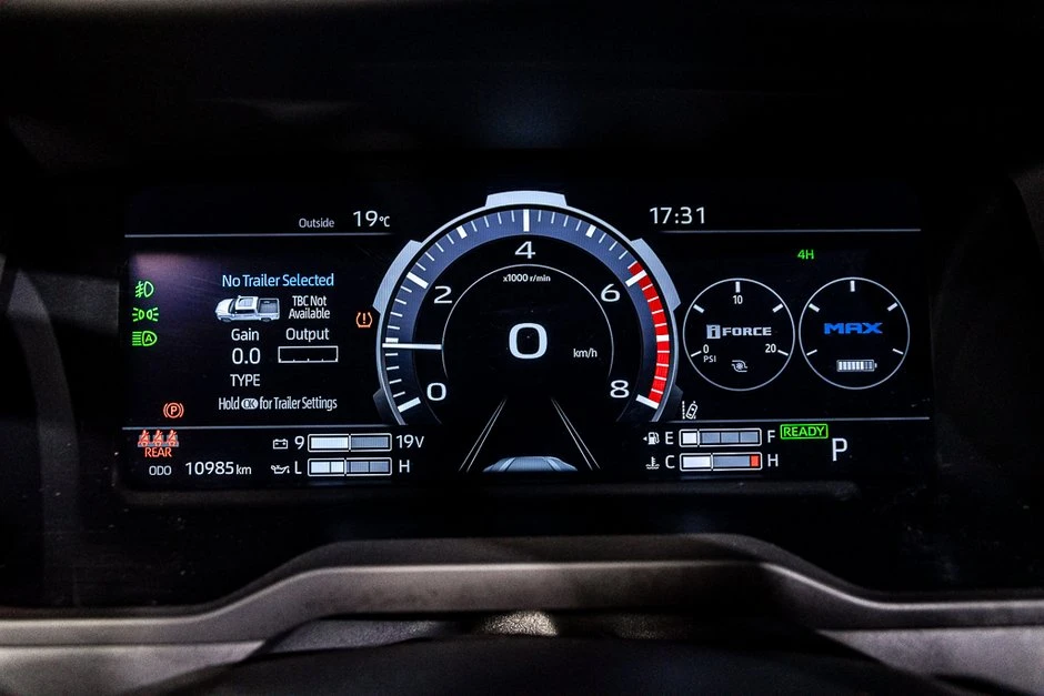 Toyota Tundra  Hybrid 4x4 | Mobile.bg � ����������� 14