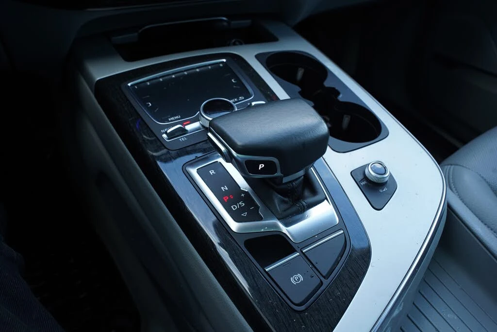 Audi Q7, снимка 11 - Автомобили и джипове - 53711699