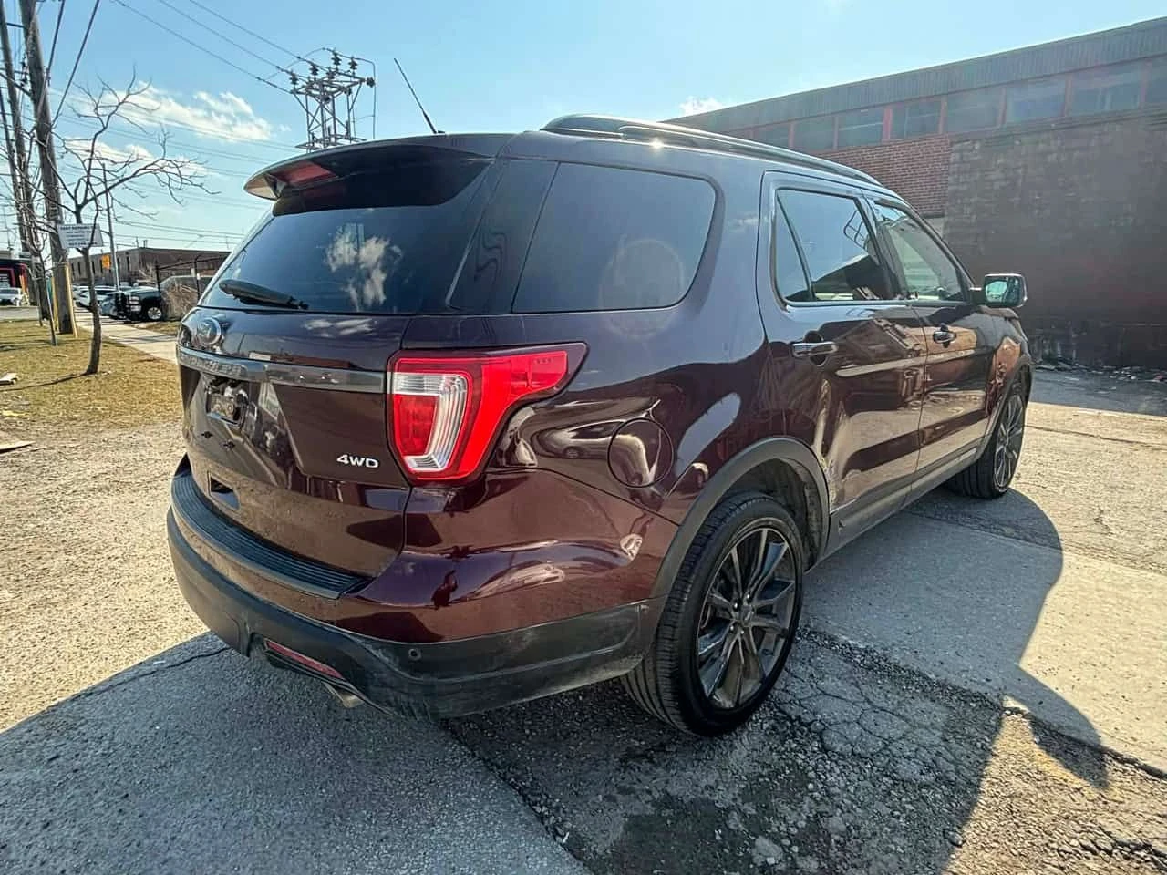Ford Explorer * XLT * ПАНОРАМА * ОТ ПРЕДСТАВИТЕЛСТВО, снимка 13 - Автомобили и джипове - 54278754