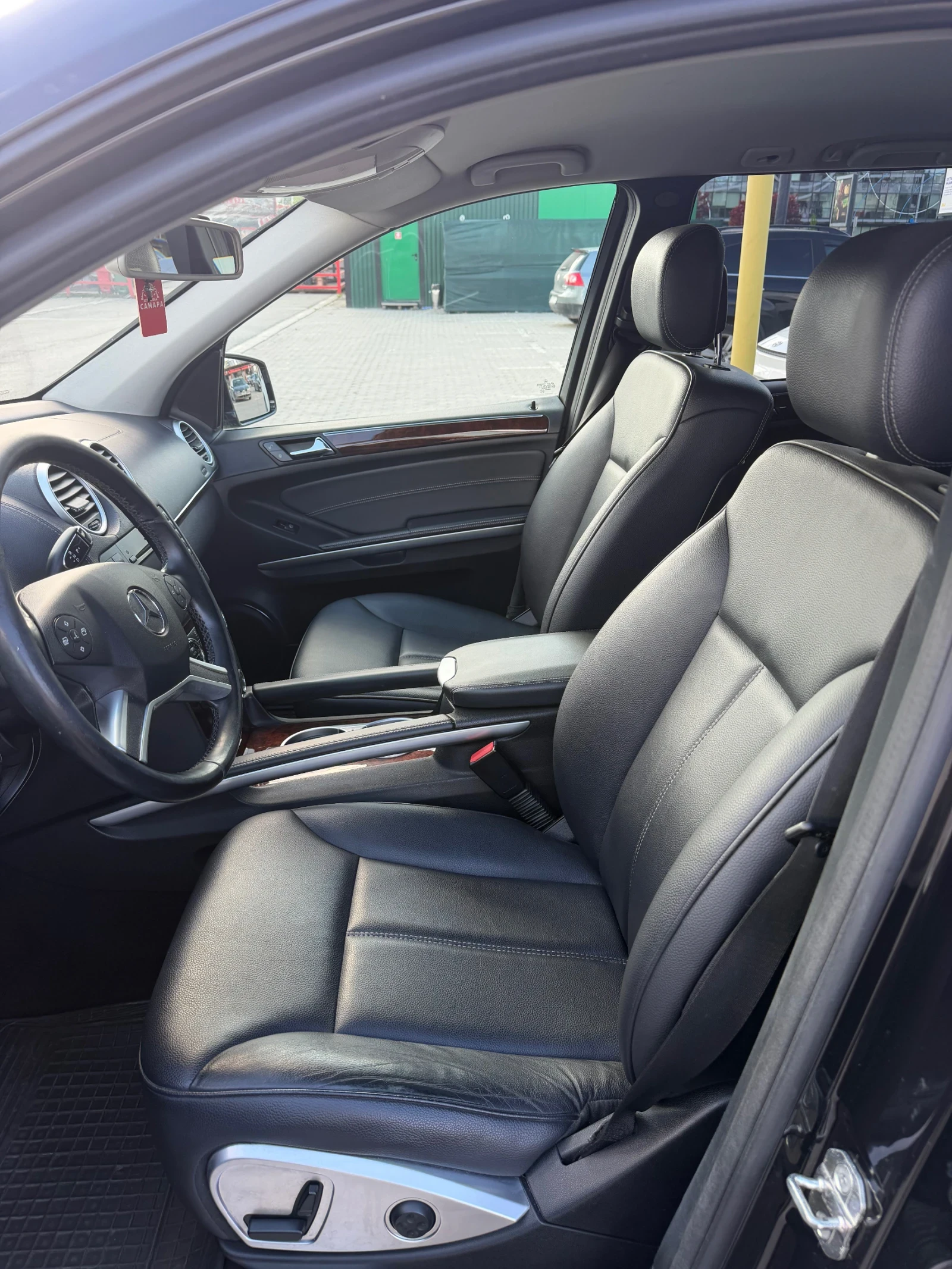 Mercedes-Benz GL 350 Силвър Стар, снимка 8 - Автомобили и джипове - 54461790
