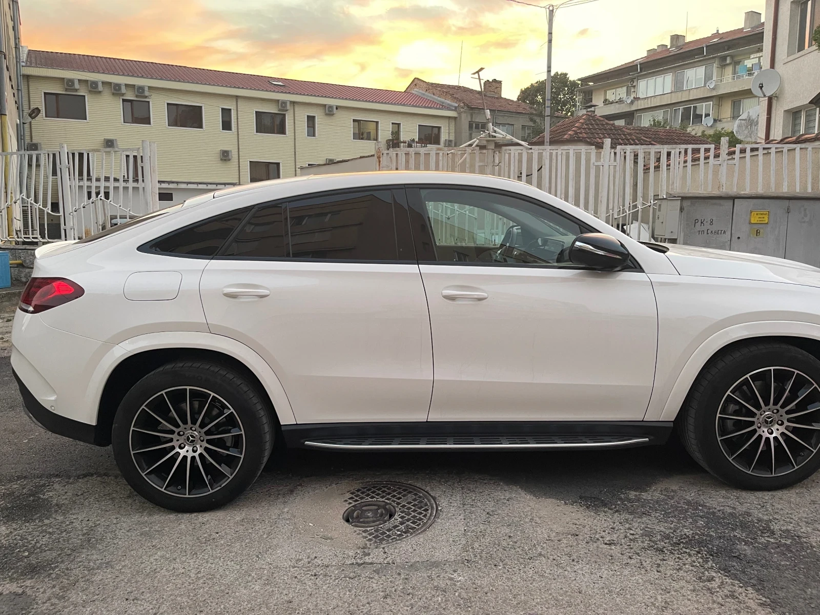 Mercedes-Benz GLE 400 Mercedes Benz GLE 400 4Matic Coupe, снимка 3 - Автомобили и джипове - 55235607