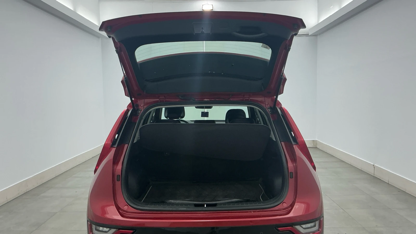 Kia Niro 1.6 GDI HEV , снимка 10 - Автомобили и джипове - 55275827