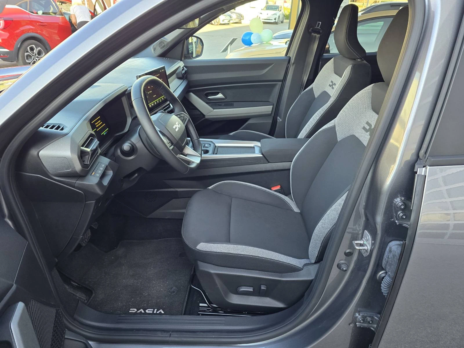 Dacia Bigster 1.8 TCe 110hp Hybrid | Mobile.bg � ����������� 15