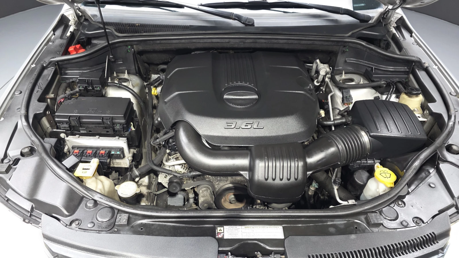 Jeep Cherokee 3.6* КРАЙНА ЦЕНА, снимка 6 - Автомобили и джипове - 55594526