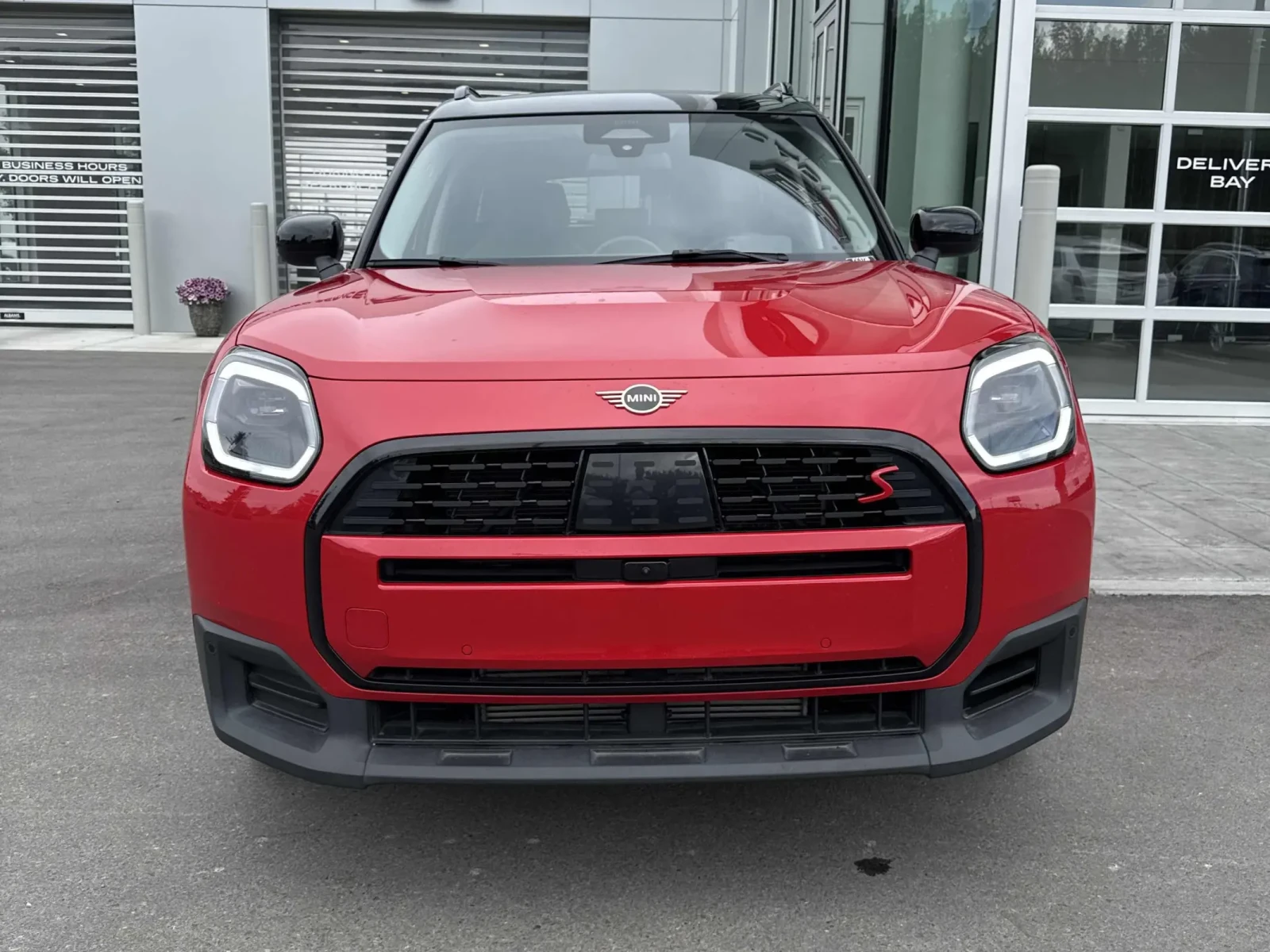 Mini Countryman Cooper S ALL4* PANO* МАСАЖ* CARPLAY* КАМЕРА* М.ТОЧ, снимка 2 - Автомобили и джипове - 55791647