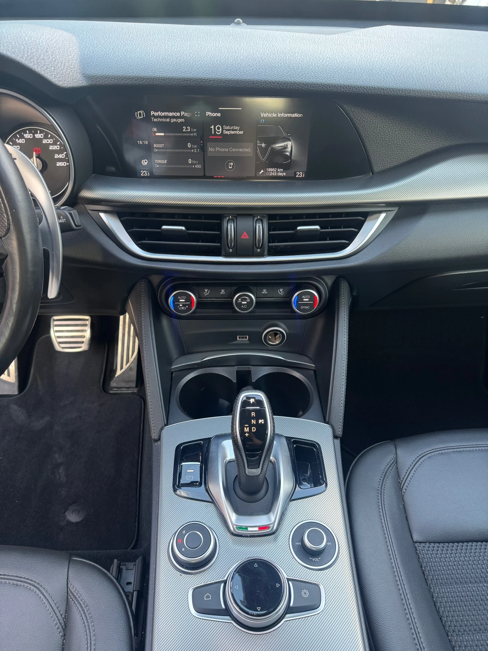 Alfa Romeo Stelvio Q4 SPORT 2.0D, снимка 14 - Автомобили и джипове - 56144247