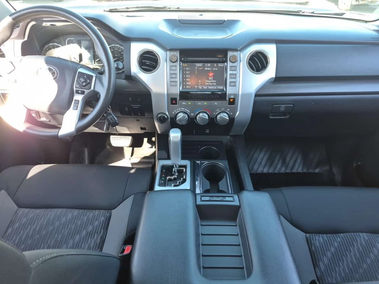 Toyota Tundra * SR5 Plus * АВТОКРЕДИТ БЕЗ ПЪРВОНАЧАЛНА ВНОСКА* , снимка 5 - Автомобили и джипове - 56240770