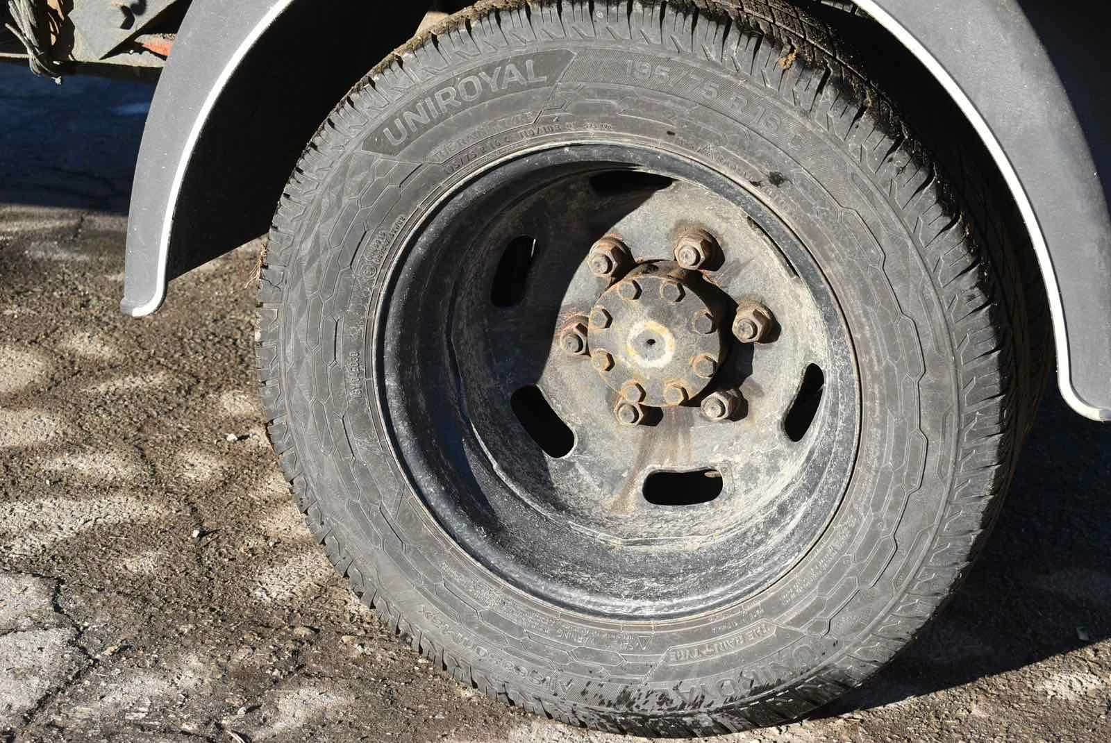 Iveco Daily, снимка 10 - Бусове и автобуси - 53908177