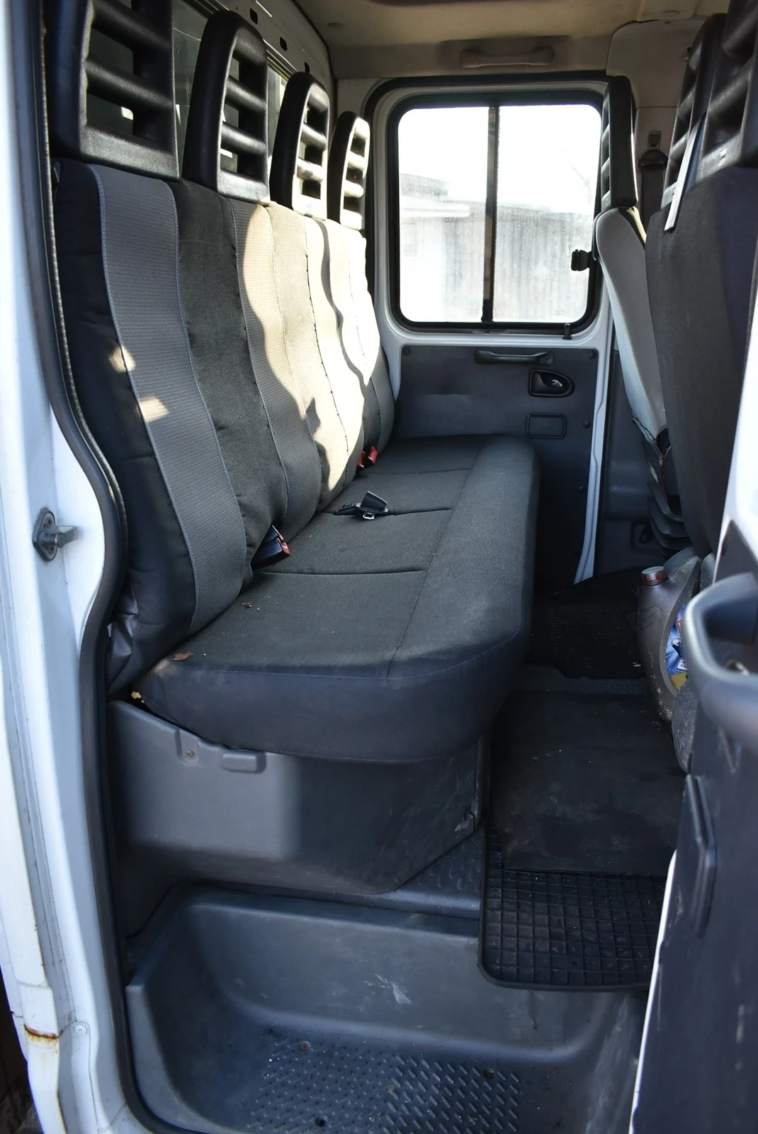 Iveco Daily, снимка 4 - Бусове и автобуси - 53908177