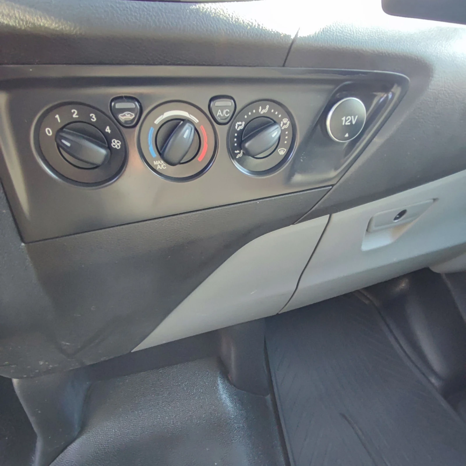 Ford Transit Custom 2.0* TDCI* 130кс* MAXI* АВТОПИЛОТ* Е6b* , снимка 12 - Бусове и автобуси - 54140929