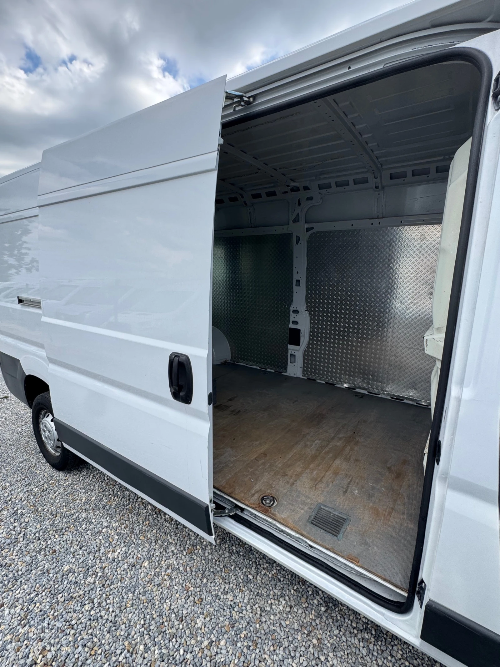 Fiat Ducato 2.3HPI* 130кс* Климатик* Германия* 6ск* , снимка 11 - Бусове и автобуси - 54849366