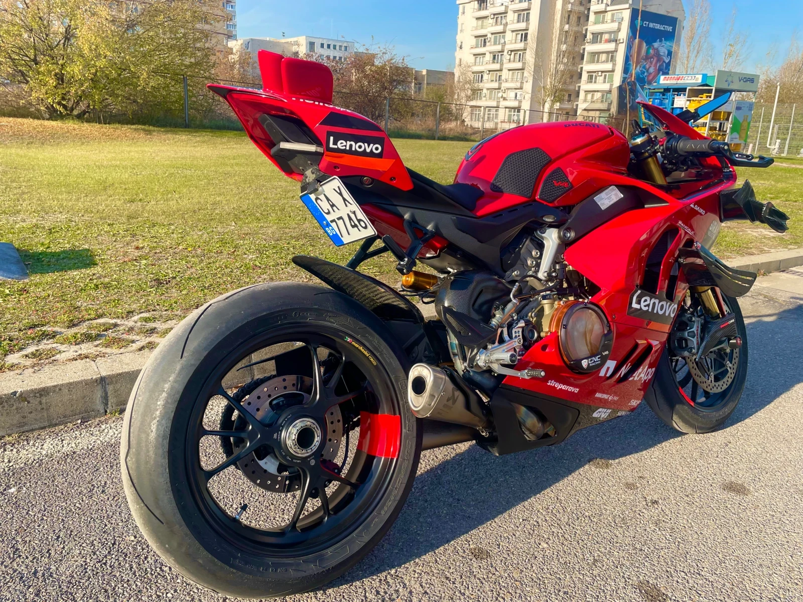 Ducati Panigale Panigale V4S Replica Pecco Bagnaia - изображение 4