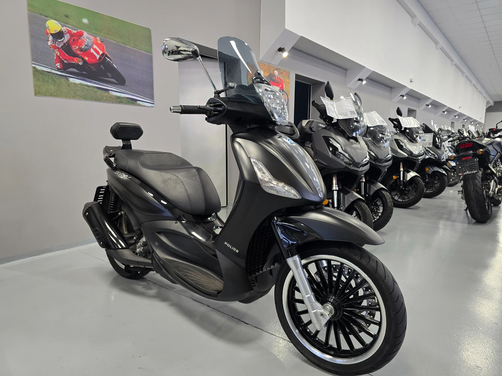 Piaggio Beverly 300ie, ABS-ASR, POLICE, 2019. | Mobile.bg   1