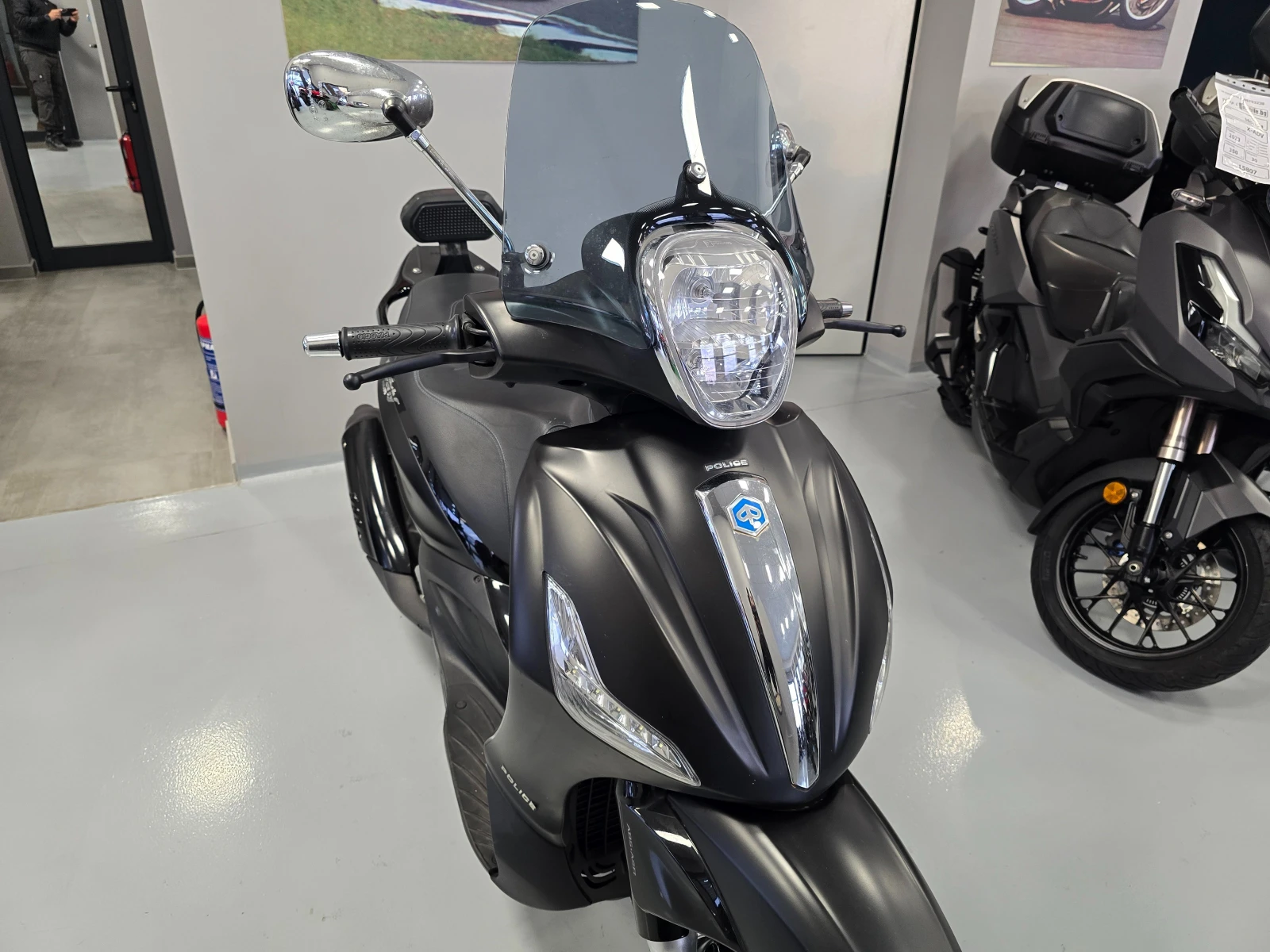 Piaggio Beverly 300ie, ABS-ASR, POLICE, 2019г. - изображение 9