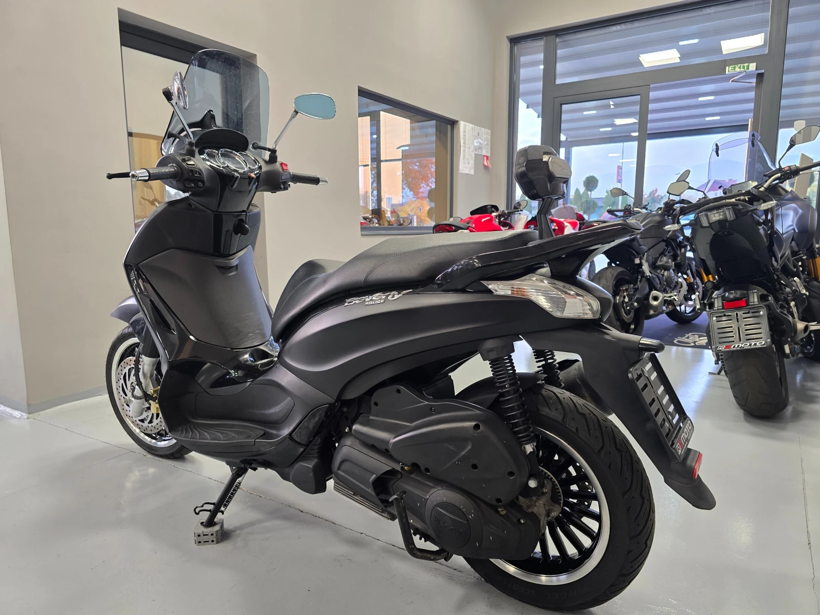 Piaggio Beverly 300ie, ABS-ASR, POLICE, 2019г. - изображение 5