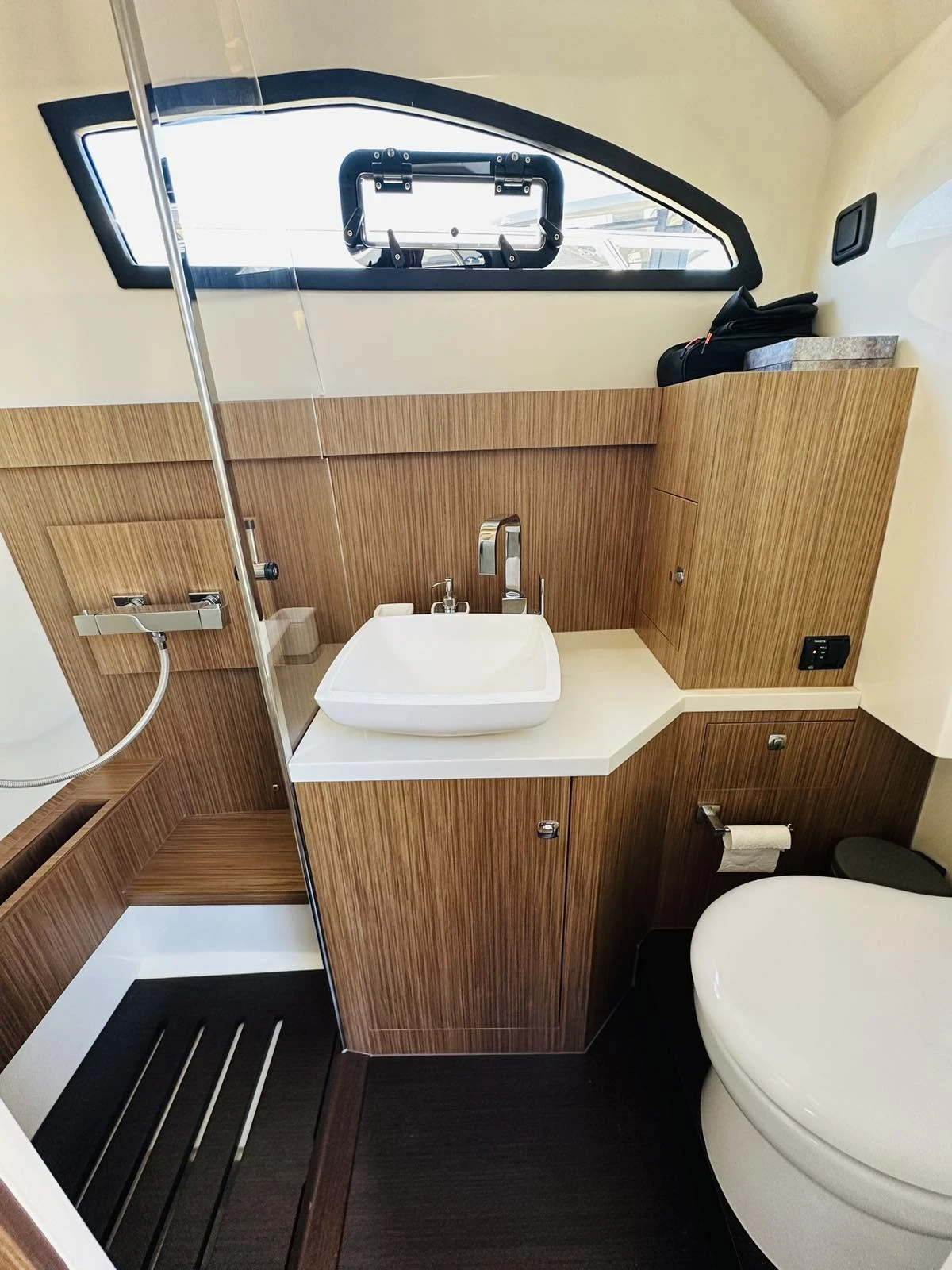   Capelli 50 | Mobile.bg   15