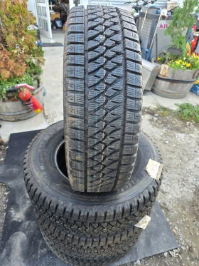 Гуми Зимни 225/70R15, снимка 1