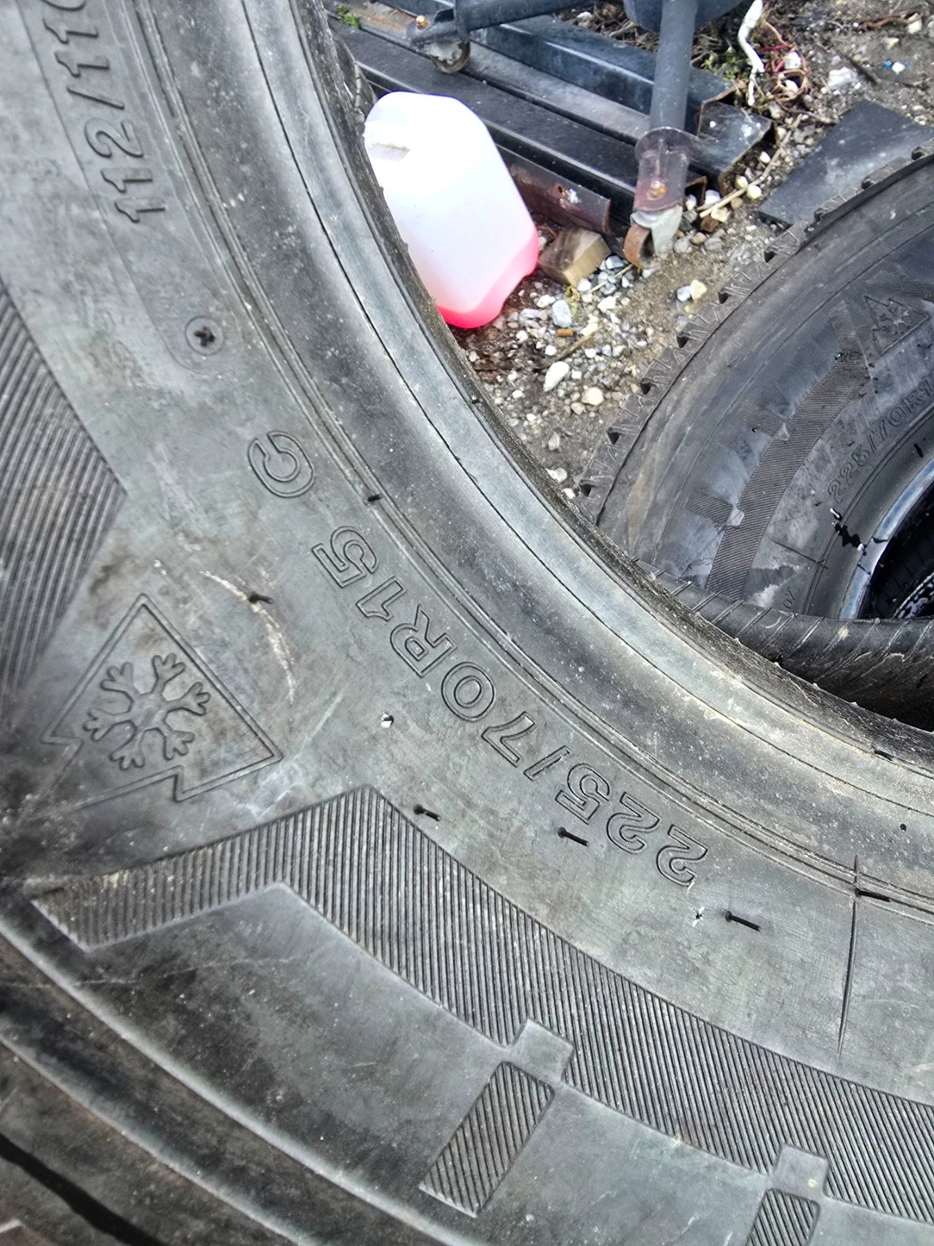 ���� 225/70R15 | Mobile.bg � ����������� 5