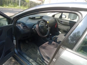 Citroen C4 1.6 HDI седан, снимка 2