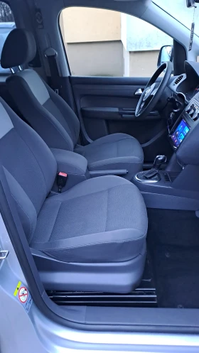 VW Caddy 2.0 TDI* 4X4* MAXI* DSG* , снимка 13