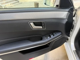 Mercedes-Benz E 220 Седан, снимка 11
