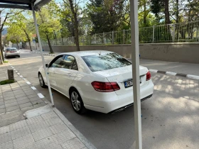 Mercedes-Benz E 220 Седан, снимка 5