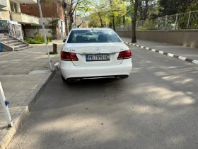 Mercedes-Benz E 220 Седан, снимка 6