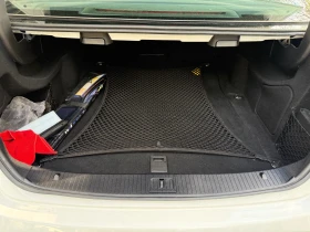 Mercedes-Benz E 220 Седан, снимка 15