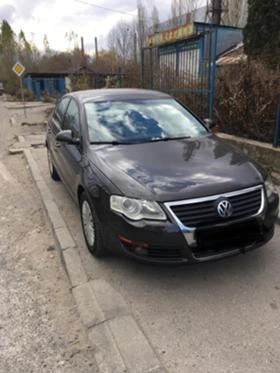 VW Passat 1.6FSI на части