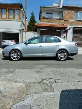 Обява за продажба на VW Jetta 1.9 TDI ~9 900 лв. - изображение 1