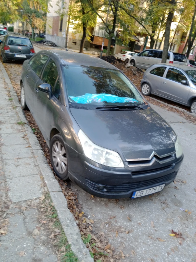 Citroen C4 1.6 HDI седан, снимка 4 - Автомобили и джипове - 39631092