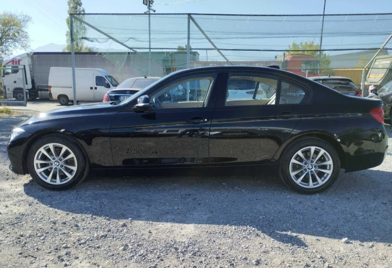 BMW 320 X Drive, снимка 8 - Автомобили и джипове - 47375976