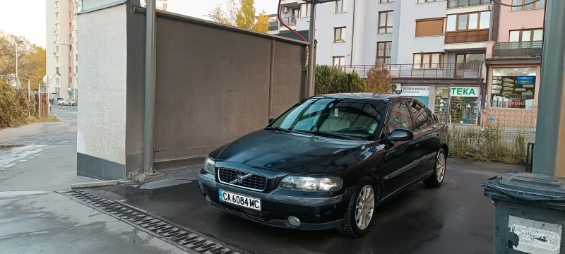 Volvo S60 2.4, снимка 1 - Автомобили и джипове - 47809442