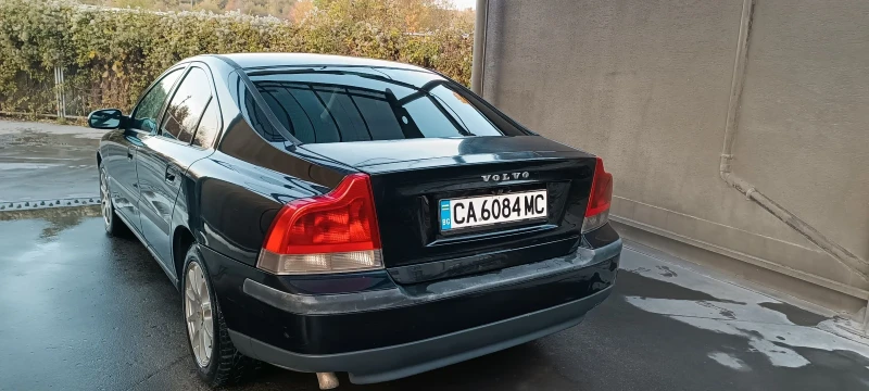 Volvo S60 2.4, снимка 5 - Автомобили и джипове - 47809442