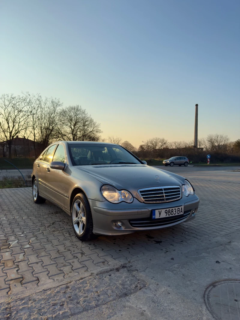 Mercedes-Benz C 180 Kompressor, снимка 2 - Автомобили и джипове - 49368736