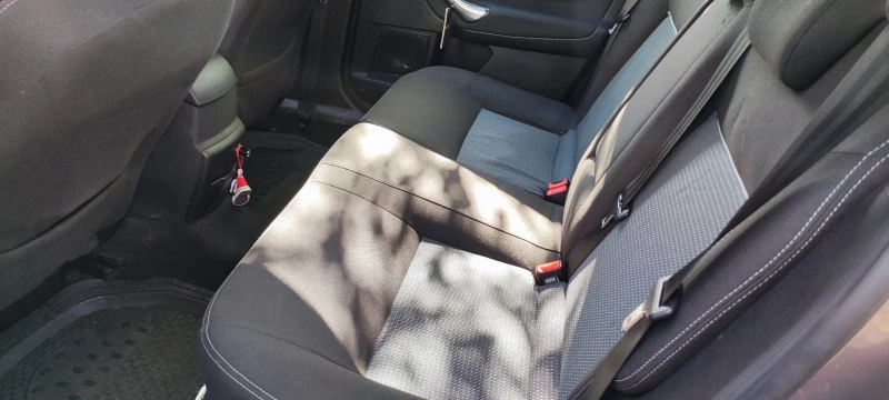 Ford Mondeo 1.6 tdci , снимка 8 - Автомобили и джипове - 52374050