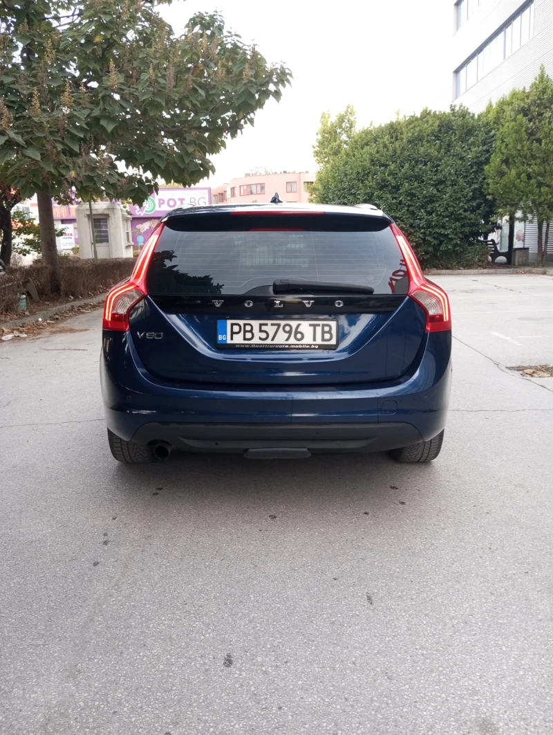 Volvo V60, снимка 6 - Автомобили и джипове - 52171296