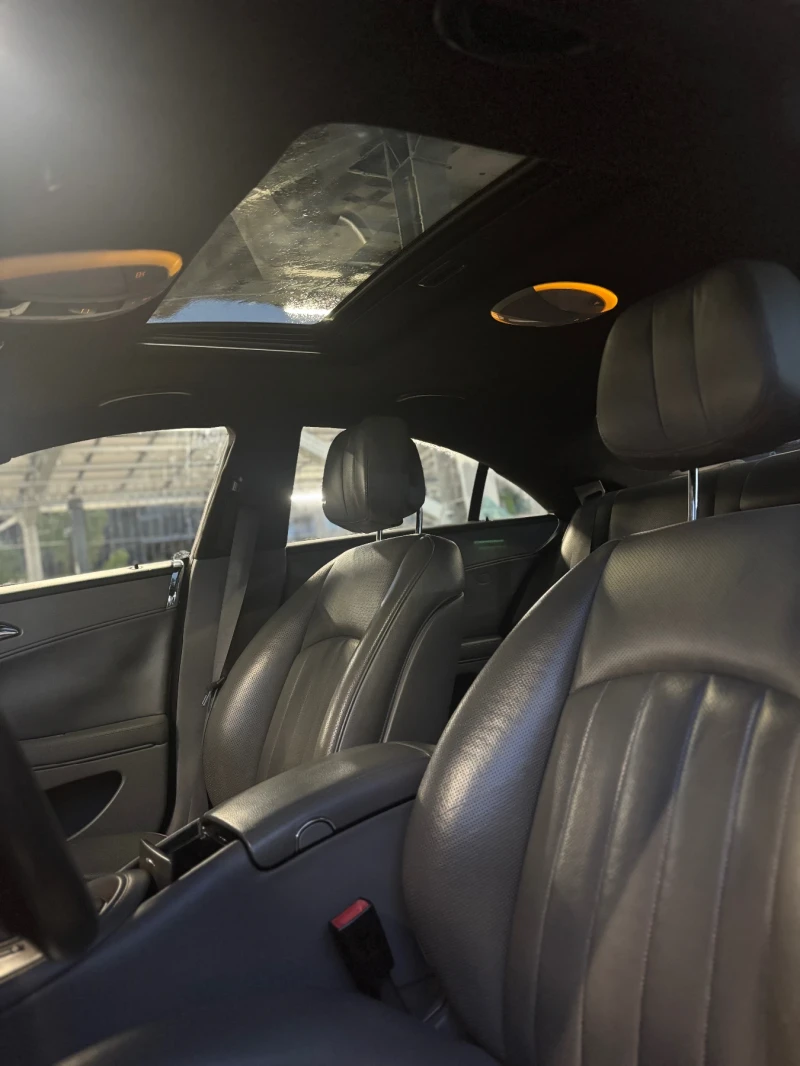 Mercedes-Benz CLS 320, снимка 6 - Автомобили и джипове - 52338524