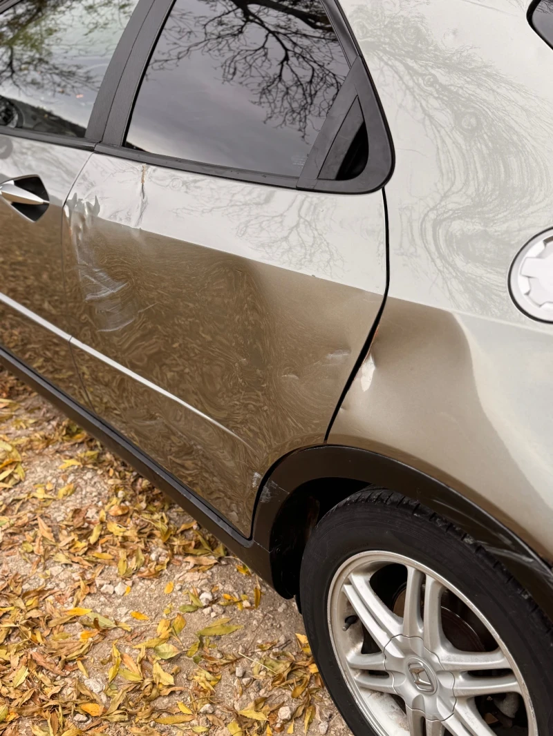 Honda Civic 2.2 CTDI, снимка 6 - Автомобили и джипове - 52524135