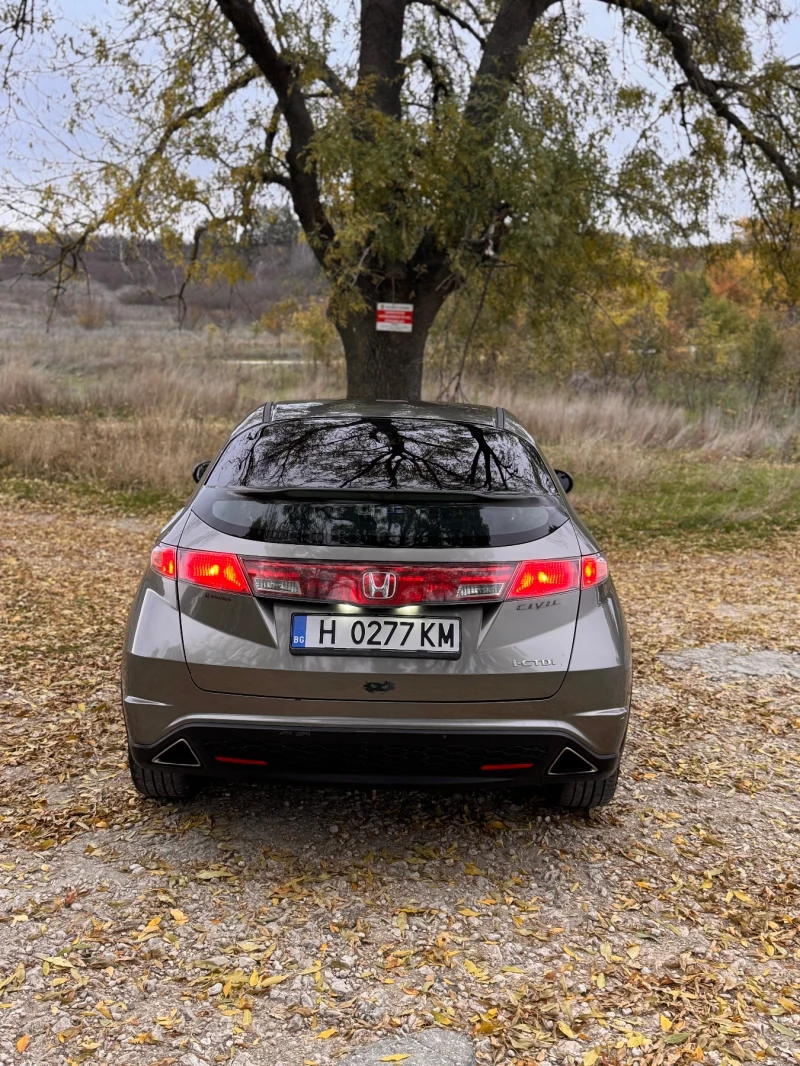 Honda Civic 2.2 CTDI, снимка 4 - Автомобили и джипове - 52524135