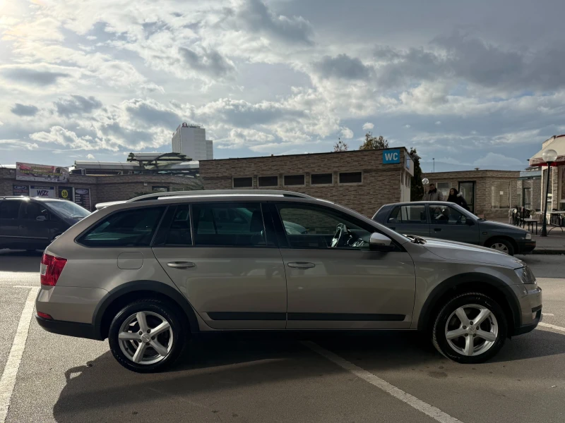 Skoda Octavia Scout 6 МЕСЕЦА ГАРАНЦИЯ/1.8i , снимка 5 - Автомобили и джипове - 52550813