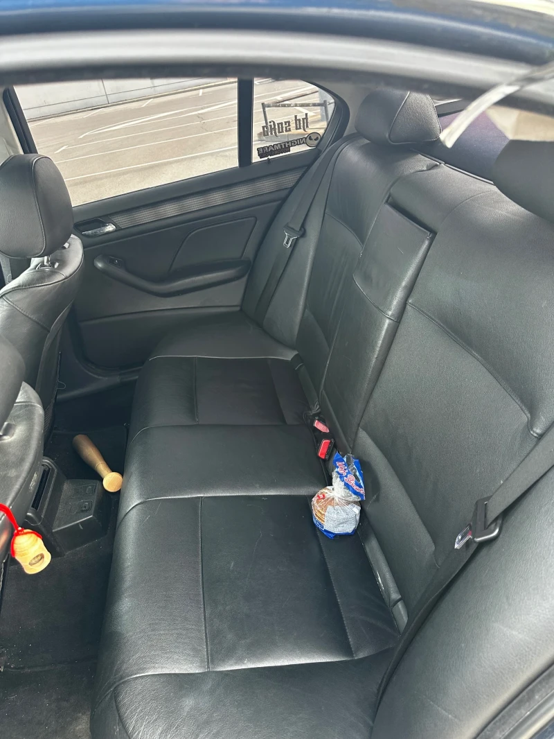 BMW 330, снимка 9 - Автомобили и джипове - 52727910