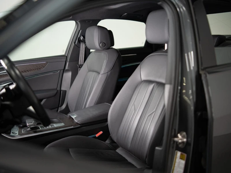 Audi A6 * PROGRESSIV | SUNROOF | 20 IN * CARFAX * ЦЕНА ДО , снимка 12 - Автомобили и джипове - 52726367