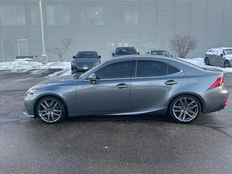 Lexus IS 350 * 4dr Sdn AWD * CARFAX * БЕЗ ПЪРВОНАЧАЛНА ВНОСКА, снимка 2 - Автомобили и джипове - 52840599