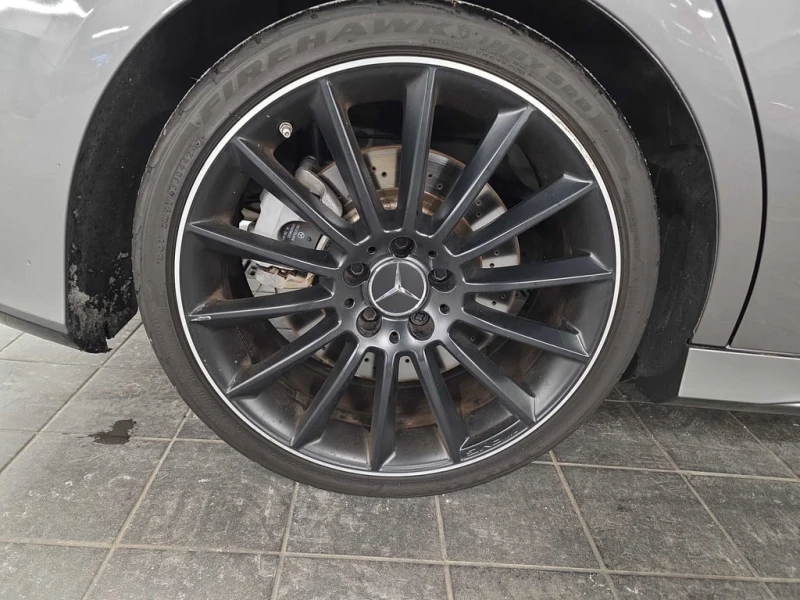 Mercedes-Benz A 35 * AMG * CARFAX * БЕЗ ПЪРВОНАЧАЛНА ВНОСКА, снимка 7 - Автомобили и джипове - 52870494